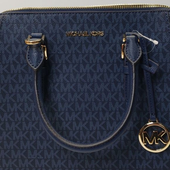 Michael Kors Charlotte - Picture 5 of 8